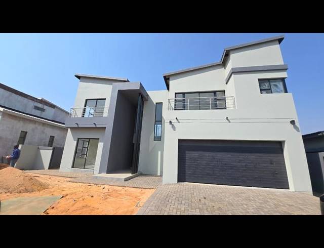 4 BEDROOM HOUSE FOR SALE IN MELODIE
